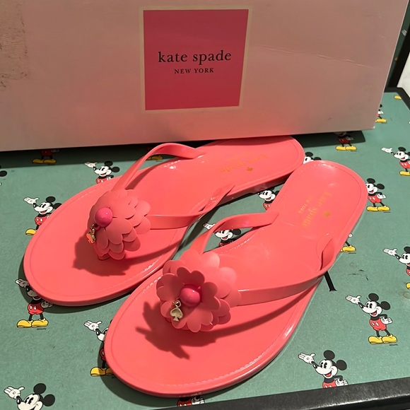 kate spade Shoes - Kate spade flip flops